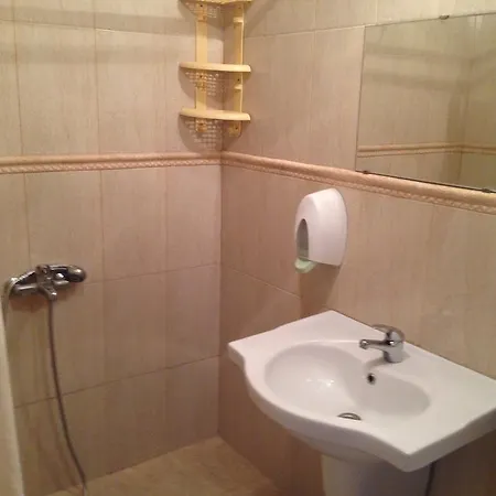 Kristian Family Hotel